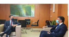 Pedro Sánchez recibe a Leopoldo López en Ferraz: "El pueblo venezolano debe sufrir lo mínimo"
