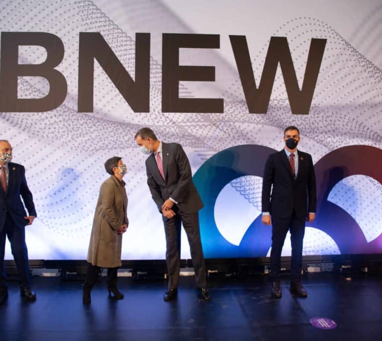 El Rey reclama en Barcelona una "imagen de unidad" para recuperar la economía