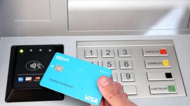BBVA lanza una tarjeta con un código de seguridad que cambia cada cinco minutos