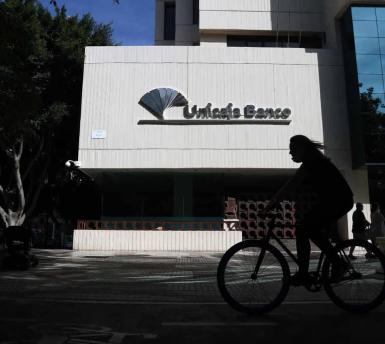 Unicaja ganó 78 millones en 2020, un 54,8% menos por el Covid