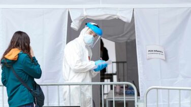 Sanidad registra 10.222 nuevos casos y 369 muertes