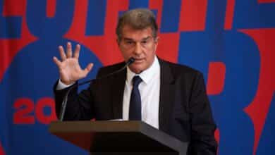 La política vuelve al Barça con Laporta