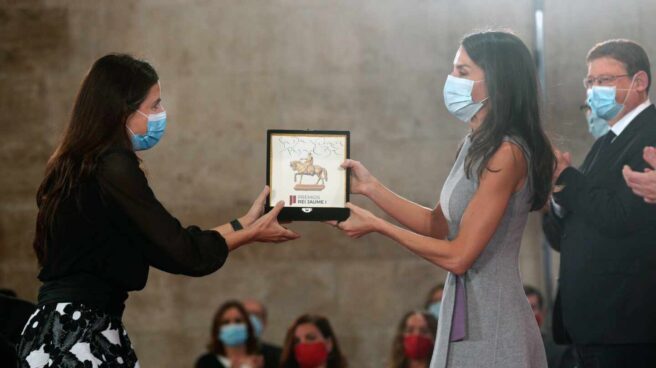 1bc263cf90c693a72fbfeca070d268a4b497deac La reina Letizia entrega el Premio Jaime I en la categoría Emprendedor a Verónica Pascual Boé.