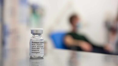 Vacunas seguras en tiempo récord: cómo el Covid redujo a un año lo que tarda 10