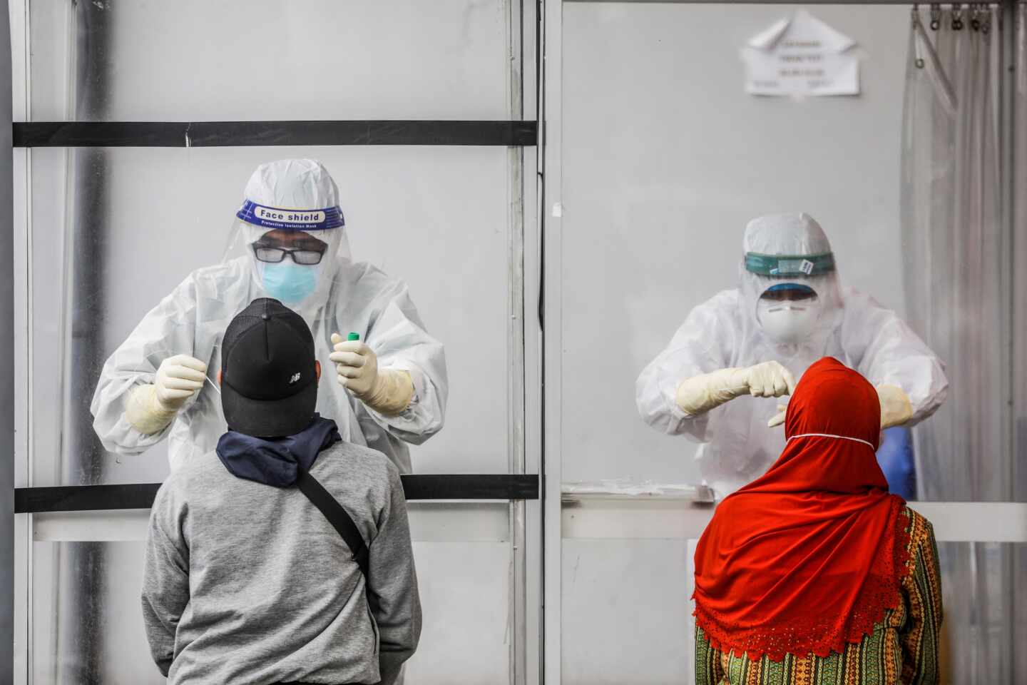 La pandemia de coronavirus rebasa el umbral de los 60 millones de contagios