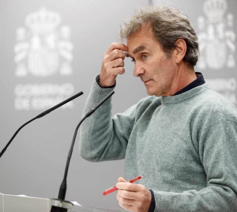 Simón asegura que la pandemia está "en una fase de remisión" en España