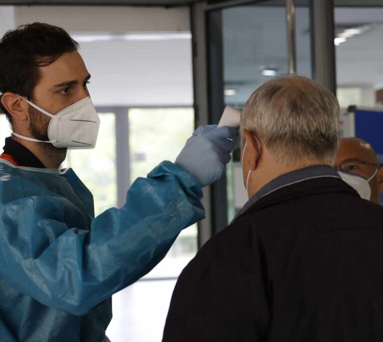España marca el récord de muertos de la segunda ola con 368 fallecidos
