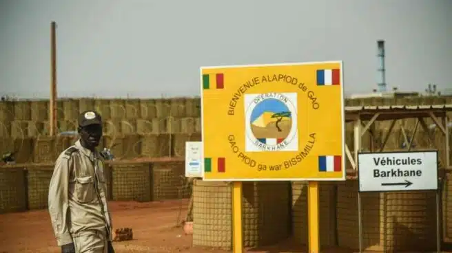 Al Qaeda ataca a tropas francesas y de la ONU en varias ciudades de Malí