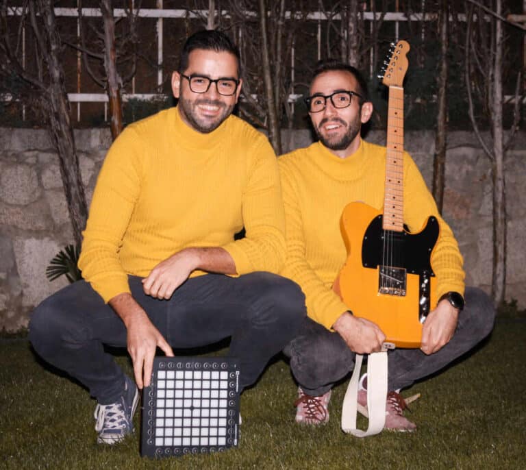 'Tu peleas como una vaca', el sonido ‘nerd’ que juega con la parodia y lo retro