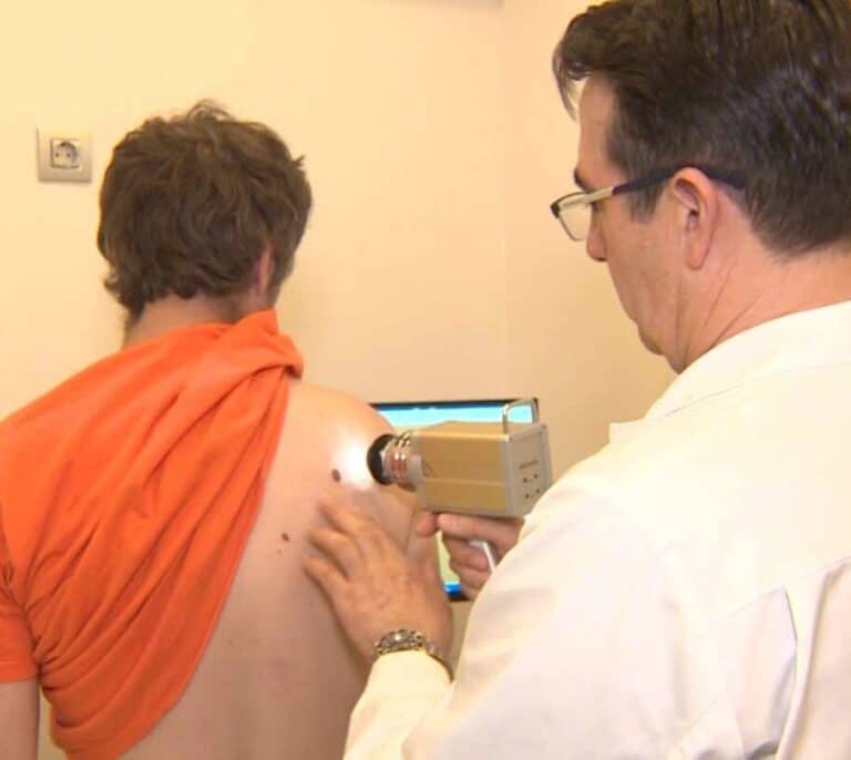 El aumento de "largos supervivientes" de cáncer desafía al sistema sanitario