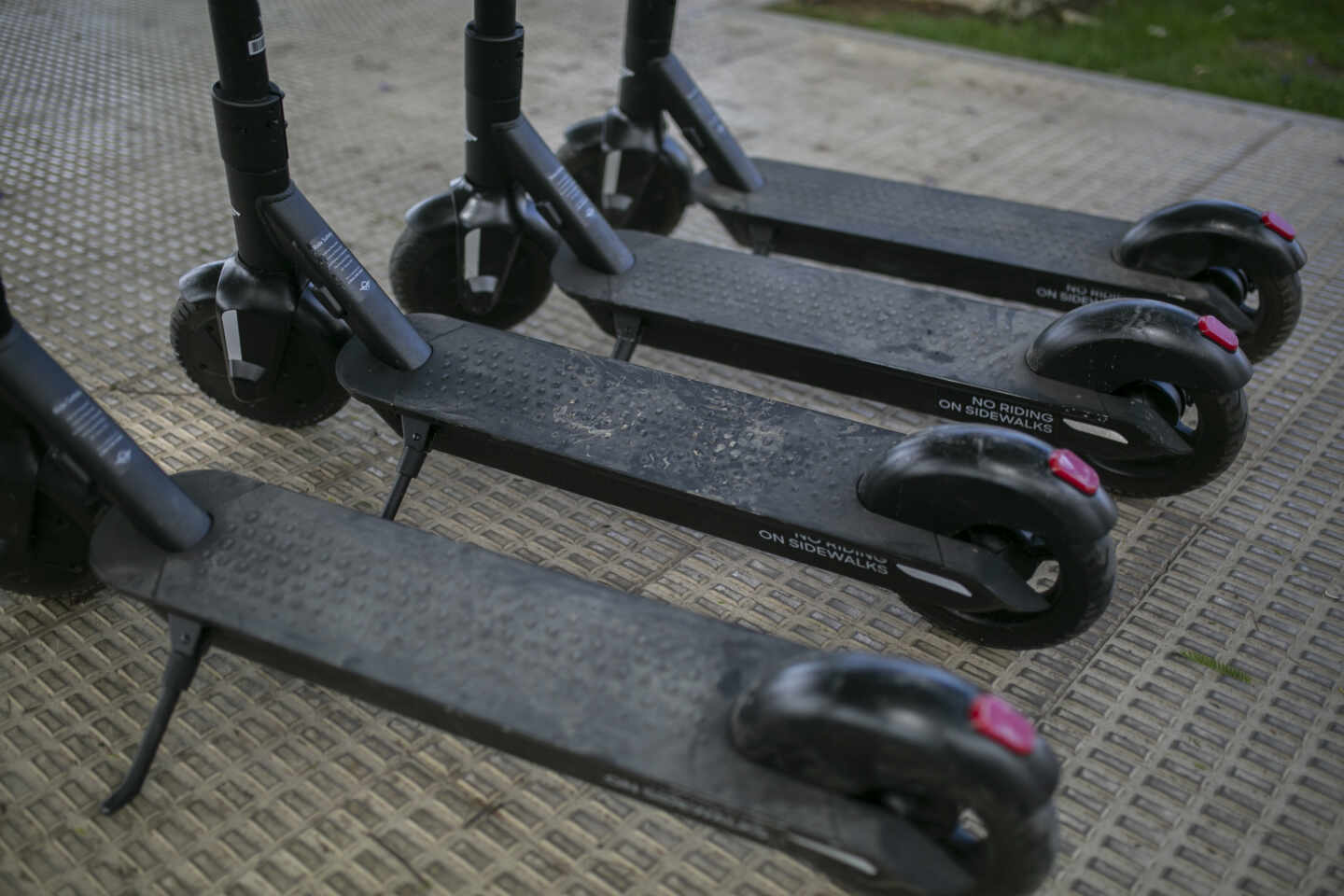 Un conductor con el carné retirado por embriaguez vuelve a dar positivo cuando iba en patinete