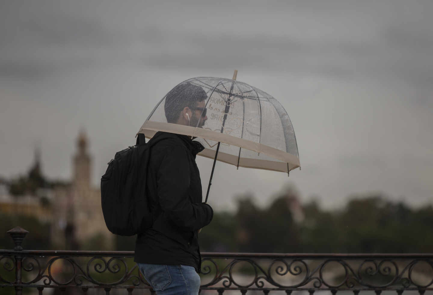 Este jueves, riesgo por lluvias, tormentas y fuertes vientos en 13 provincias