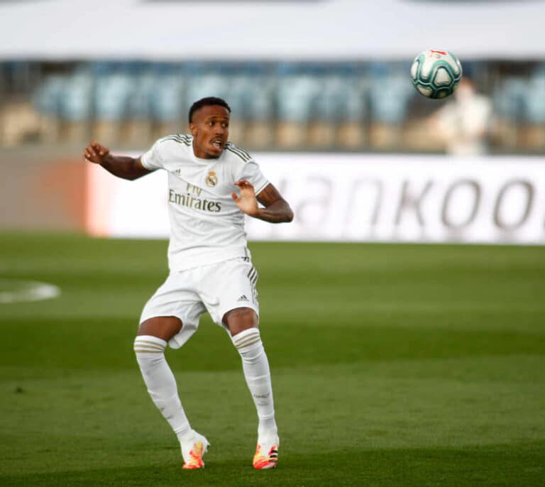 Militao, defensa del Real Madrid, positivo por coronavirus