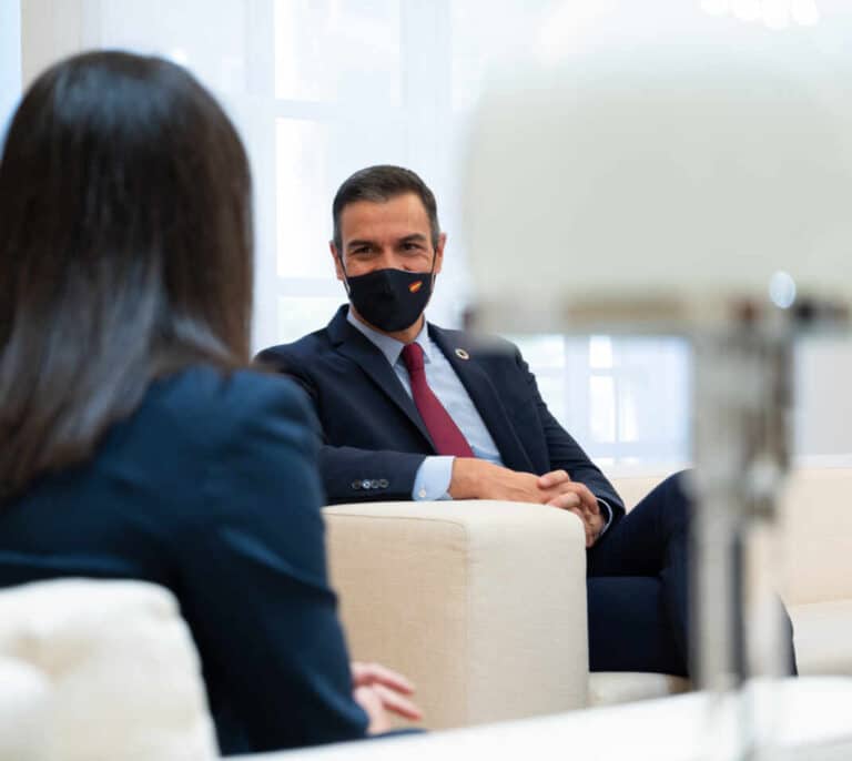 Cs blinda su alianza con Sánchez y se abre ya a salir en la foto de los PGE con ERC