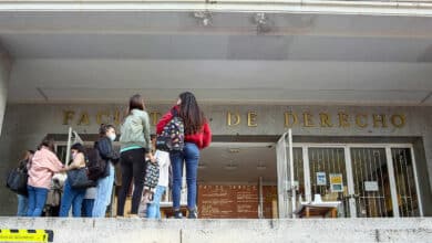 Los estudiantes trans y no binarios de la Complutense pueden usar ya el “nombre sentido”