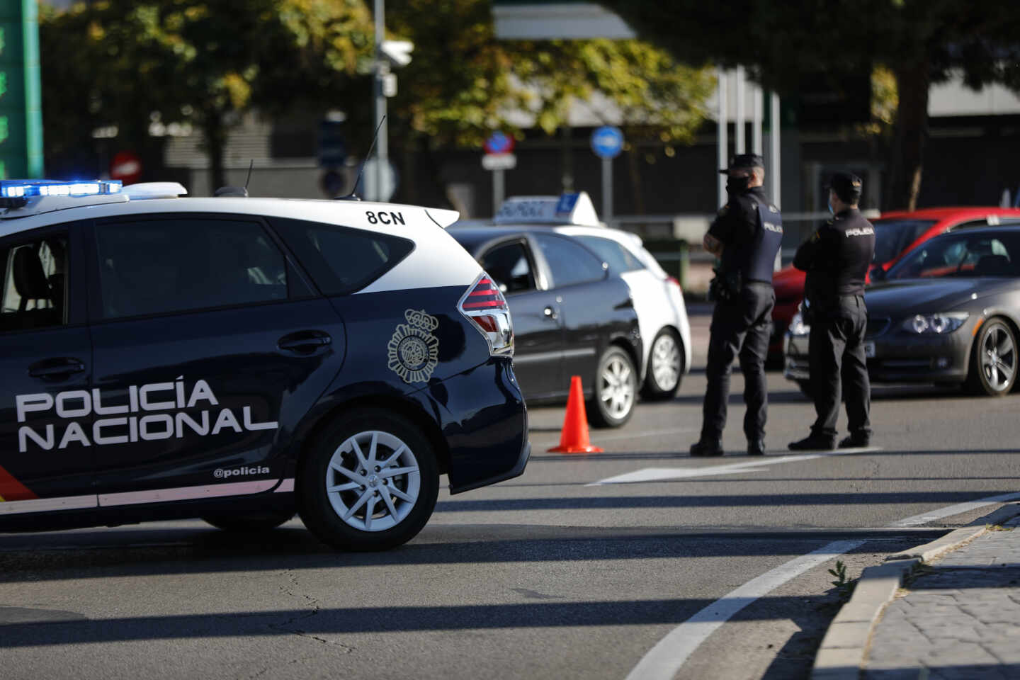 Un padre y un hijo detenidos por intentar asesinar a un miembro de un clan rival en Marbella