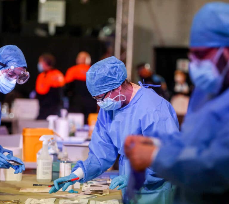 Hablan los números de Madrid: el éxito de los antígenos y la sombra del rastreo