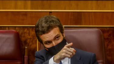 Casado trabaja ya con un plazo de tres años para construir su alternativa a Sánchez