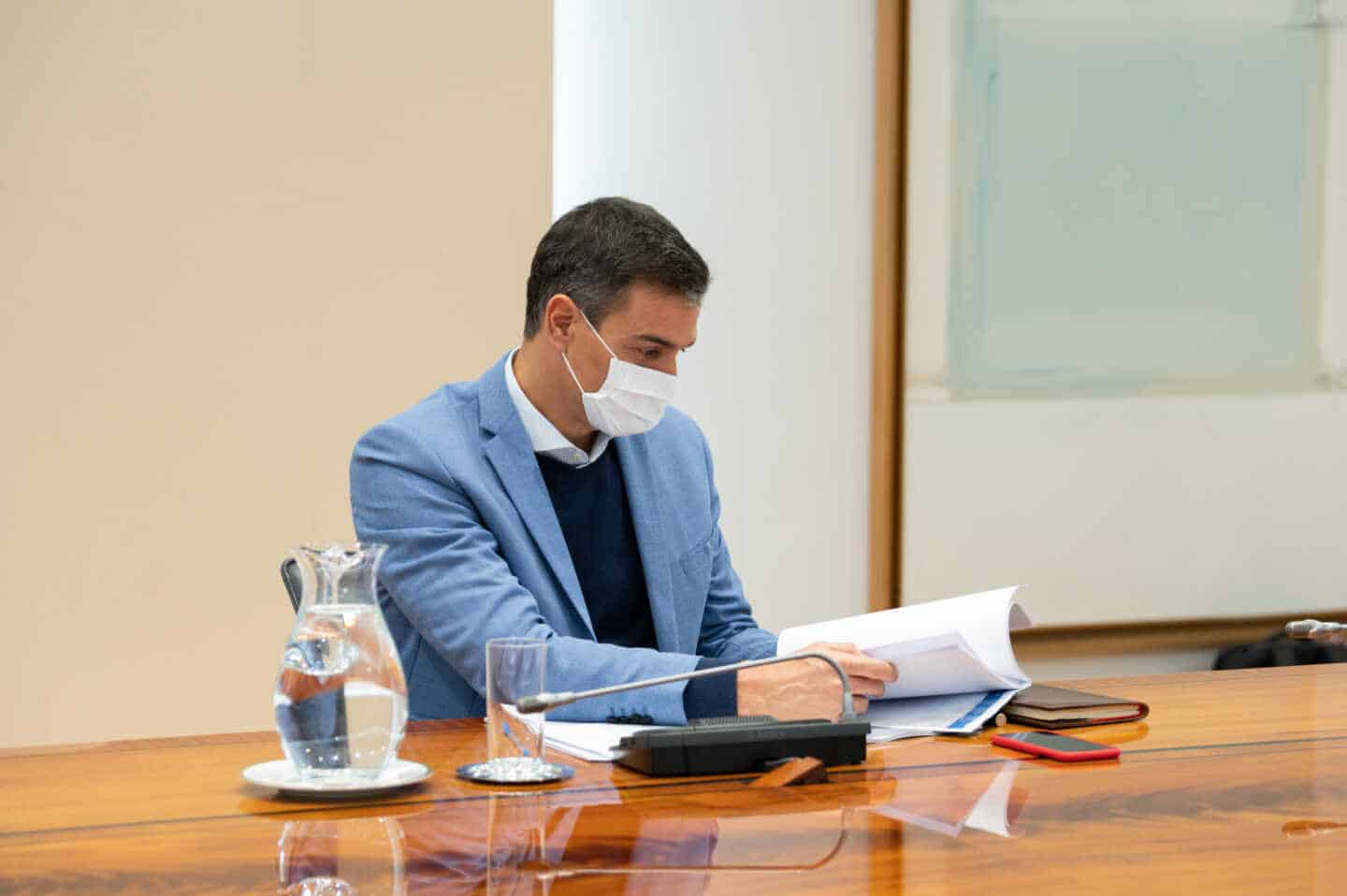 El presidente del Gobierno, Pedro Sánchez, en la reunión del Comité de Seguimiento del Coronavirus.