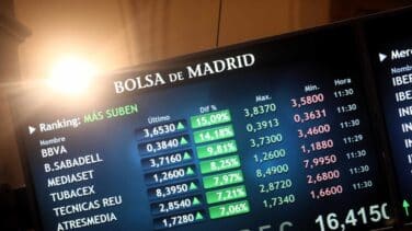Prisa se dispara más del 20 % en bolsa tras su vuelta a la cotización
