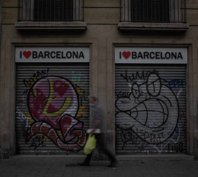 Siguen mejorando los datos en Cataluña aunque suma 2.501 contagios y 50 muertes
