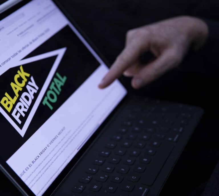 Estafas en el Black Friday: qué hacer para aprovechar los descuentos con una compra segura
