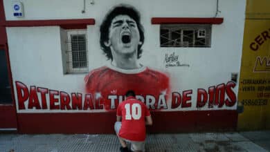 De Buenos Aires a Nápoles: el "mundo Maradona" despide al Pelusa