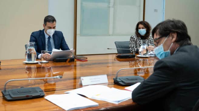 EuropaPress_3450228_presidente_gobierno_pedro_sanchez_preside_reunion_comite_seguimiento Pedro Sánchez, presidente del Gobierno, en una reunión en La Moncloa.