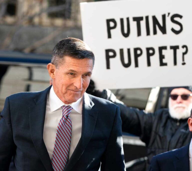 Trump remata su Presidencia con indultos a sus aliados: empieza con Michael Flynn