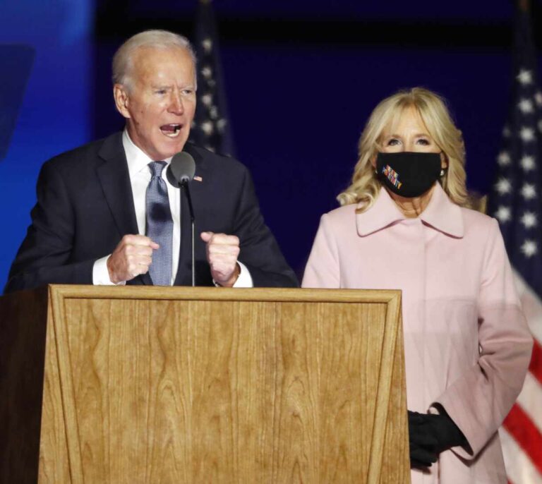 Biden queda a un paso de la presidencia pese al esfuerzo de Trump por impugnar el recuento