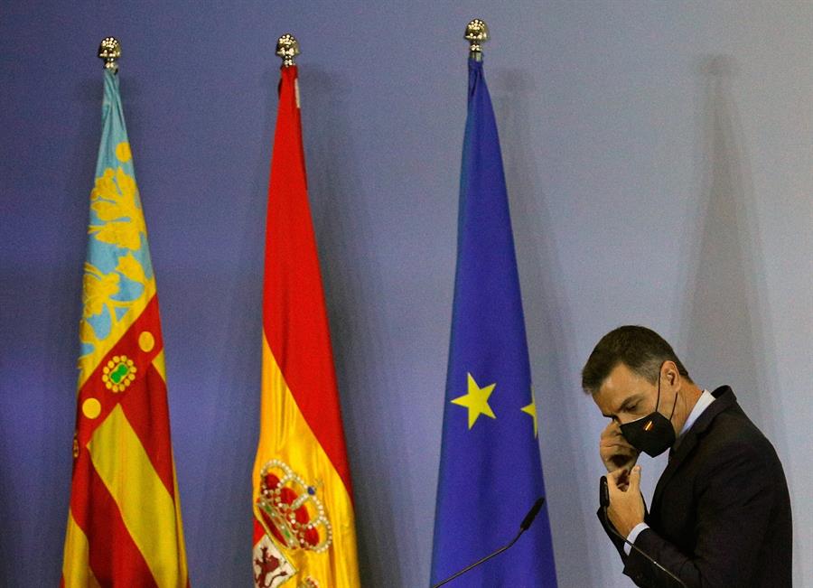Sánchez insiste en mantener las próximas "dos o tres semanas" las actuales medidas anti-covid