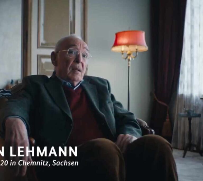 "Sé un héroe y quédate en casa": Alemania conciencia a sus jóvenes sin criminalizarlos