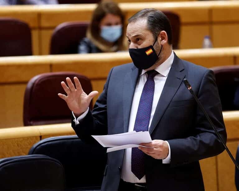 Ábalos niega que Podemos le informara sobre la enmienda contra los desahucios y dice que no la comparte