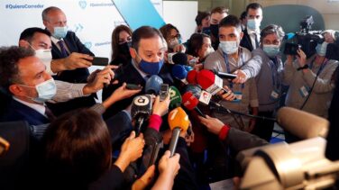 Ábalos dice ahora que el Gobierno "no ha cambiado de criterio" con los PCR a turistas