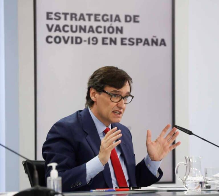 Illa advierte de que "podemos estar al inicio de la tercera ola"