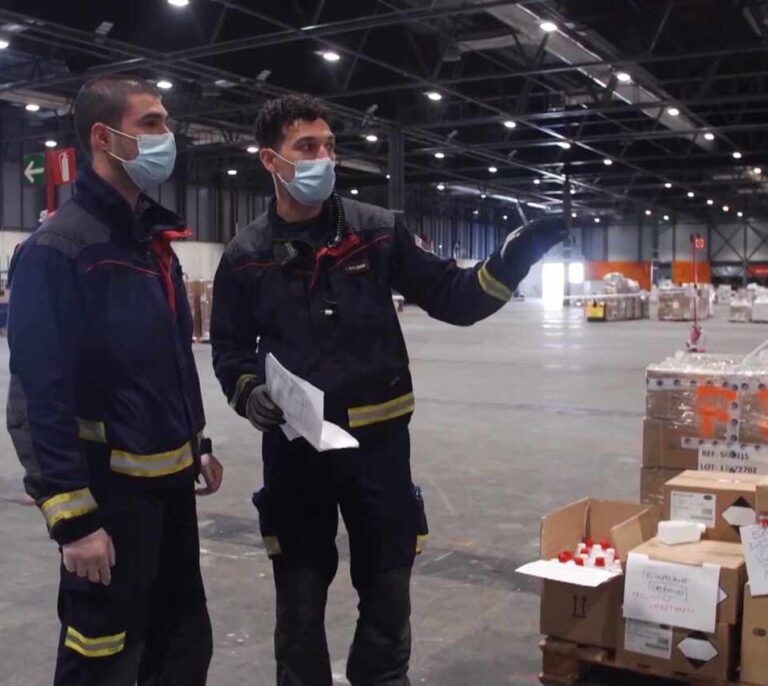 Los programas de Endesa para reactivar el tejido industrial y combatir la exclusión