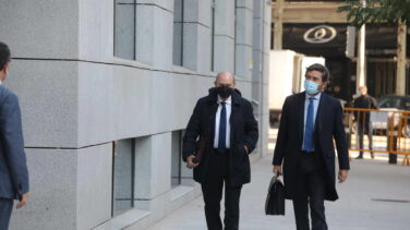 El juez cita a Fernández Díaz y Martínez a un careo por la 'operación Kitchen'