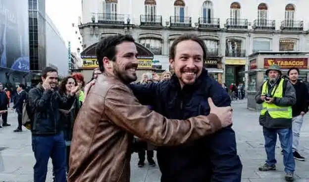 La deuda de 8,5 millones de IU que lastra su integración en Podemos