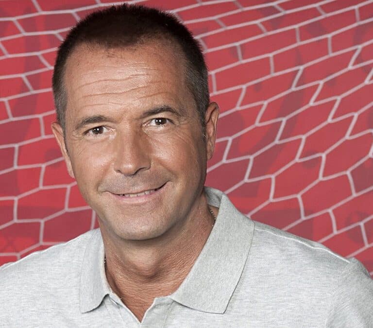 Una nueva versión de 'Deportes Cuatro' salta a la noche con Manu Carreño