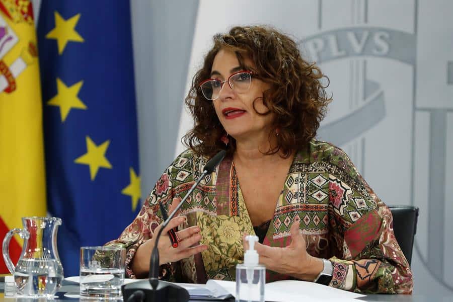 La portavoz del Gobierno, María Jesús Montero, tras el consejo de ministros.
