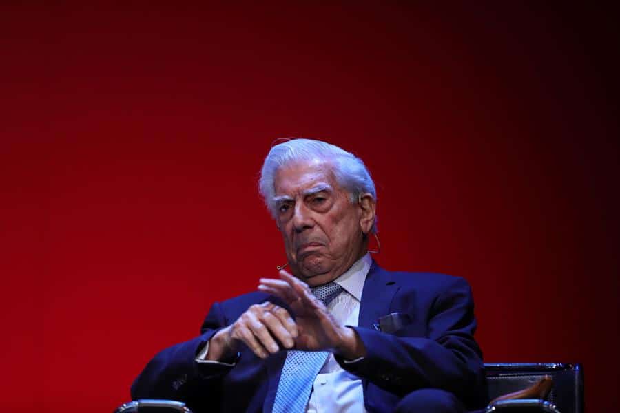 El escritor peruano Mario Vargas Llosa.