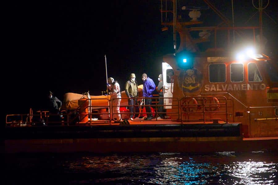 Rescate de nuevas pateras en la costa canaria.