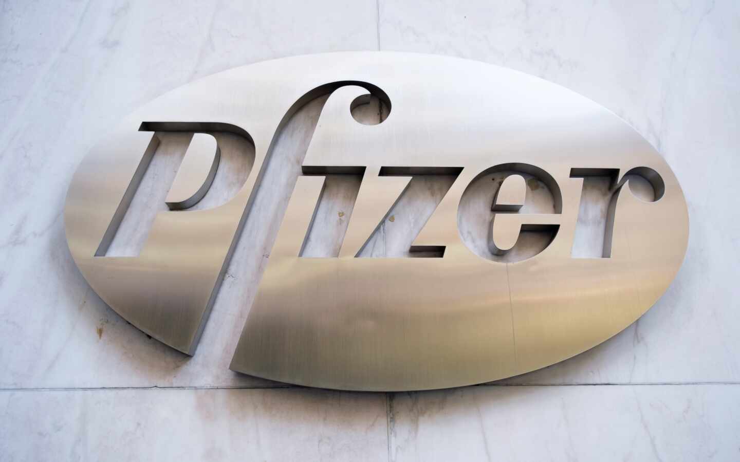 pfizer-vacuna-covid-acciones