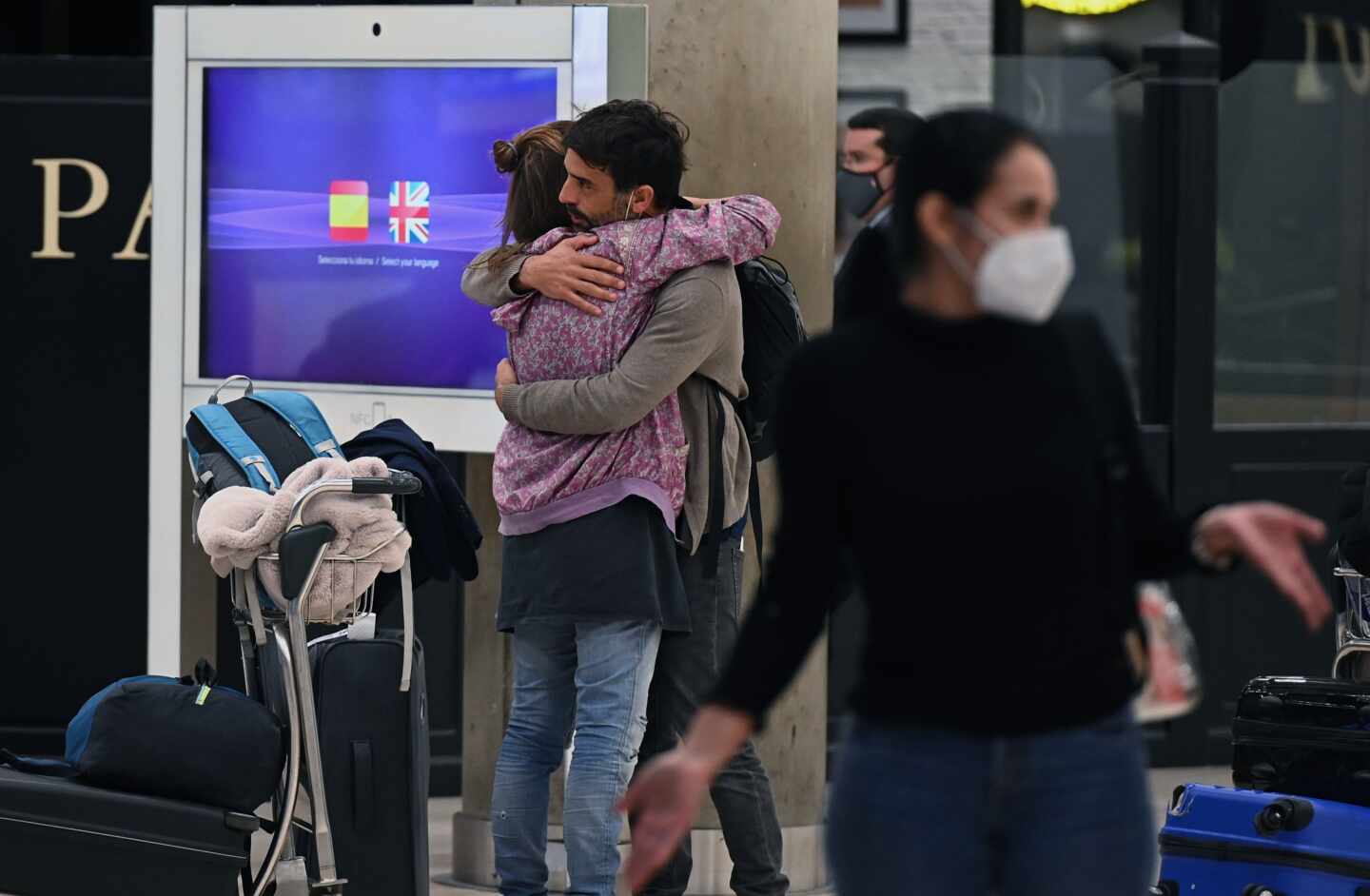 España mantiene 175 vuelos con Reino Unido este martes pese a la cepa británica