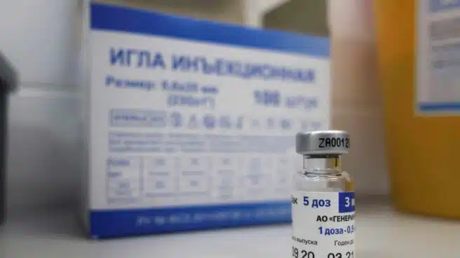 Rusia planea desarrollar una vacuna combinada contra la gripe y el coronavirus