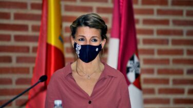 Díaz comienza la negociación con sindicatos y empresarios para subir el SMI el próximo año