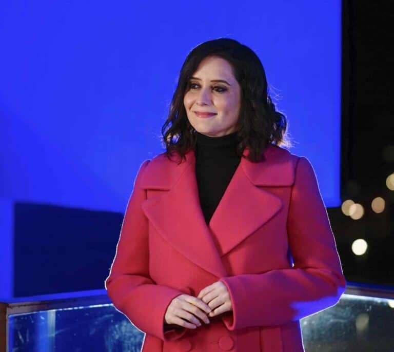 Ayuso acusa a Sánchez en su discurso de Fin de Año de "rehuir de responsabilidades" durante la pandemia