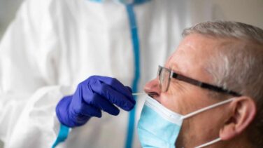 Sanidad registra 9.773 nuevos contagios y 373 muertes desde el lunes