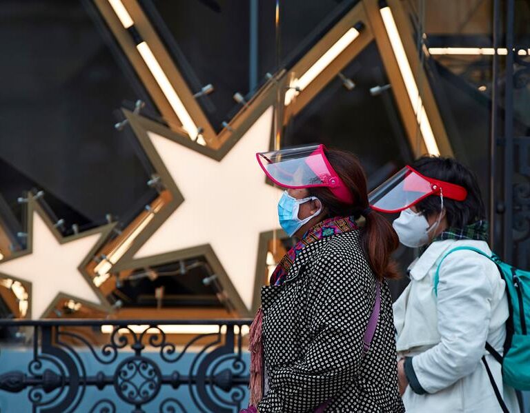 España registra 214 muertos y 8.745 nuevos contagios en las últimas 24 horas