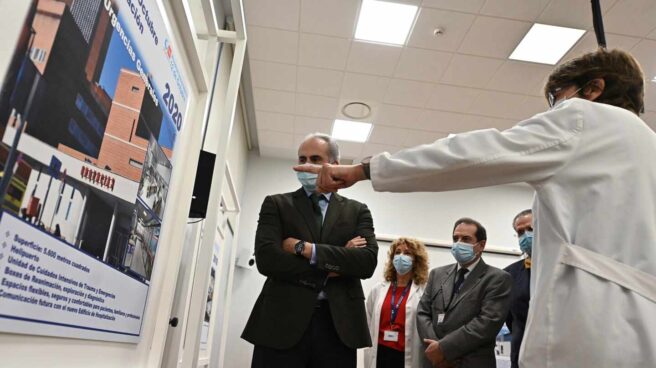 7a98b4e1a83ab3cb8b100178dd443132260724be Ruiz Escudero presenta el nuevo edificio del Hospital Universitario 12 de Octubre.